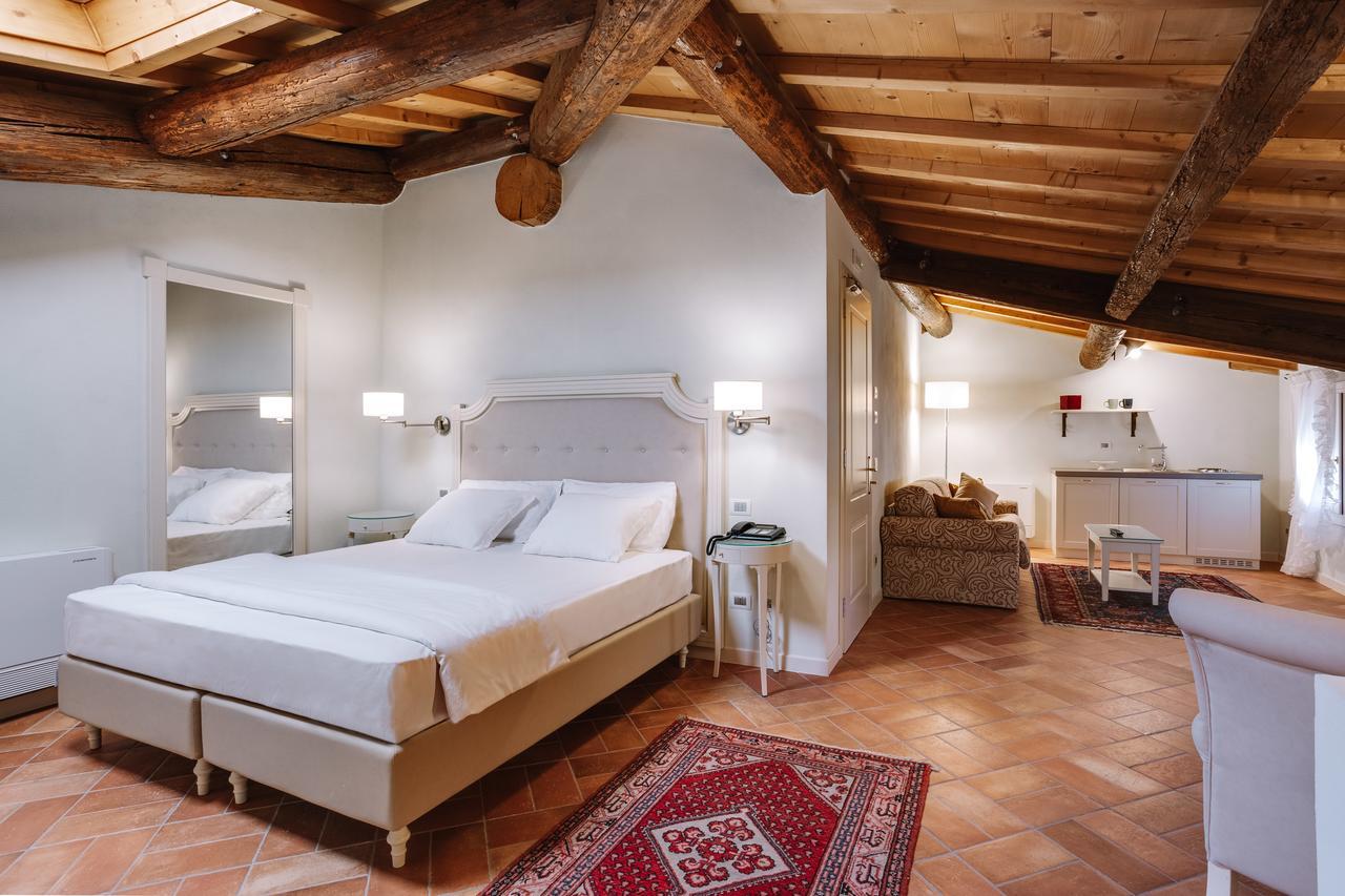 Villa Padovani Relais De Charme - Adults Only Pastrengo Exterior foto